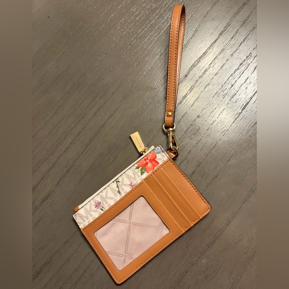 Michael Kors New Card Coin Purse with Wristlet - Picture 2 of 8